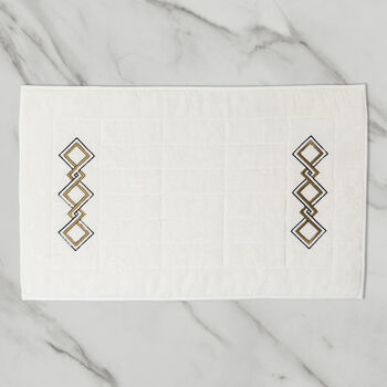 Twist Embroidery Bath Mat